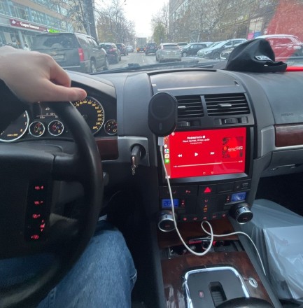Автомагнитола для Volkswagen Touareg (2002-2010) Compass L (физические кнопки)