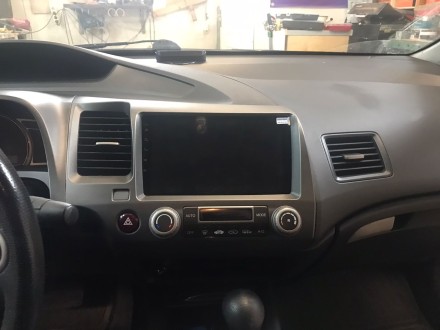 Рамка переходная HONDA Civic (07-11) для дисплея 9 дюймов