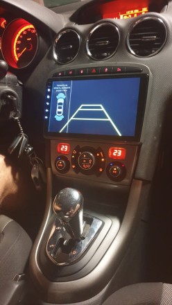 Магнитола на Андроид для Peugeot 308 (2007-2014), 408 (2012+) Winca S400 с 2K экраном SIM 4G сер/черн