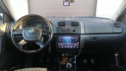 Магнитола на Андроид для Skoda Fabia II (07-14) RedPower 750 (для звука)