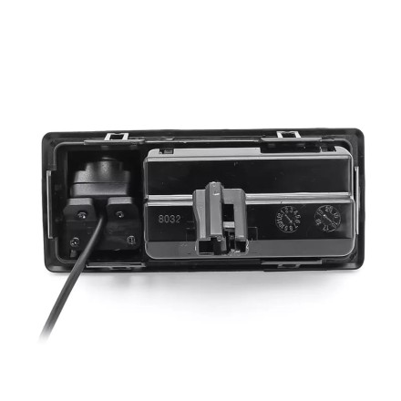 Видеокамера SPD-203 Audi (15+), Skoda (13+), Volkswagen Touareg (10+) в ручку