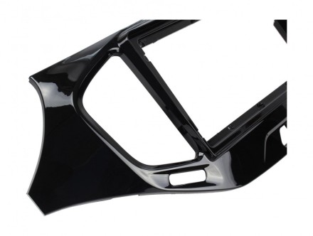 Рамка переходная Лада Веста (Lada Vesta) (15+) ГЛЯНЕЦ для дисплея 9 дюймов