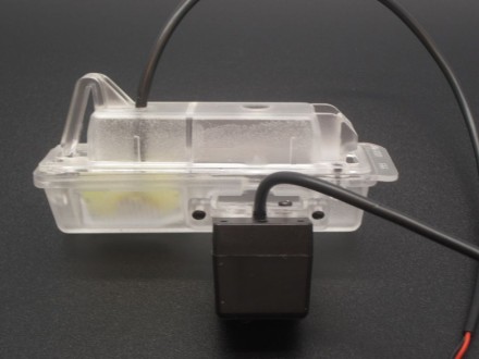 camera Lexus 2013 ES-250 (1).JPG