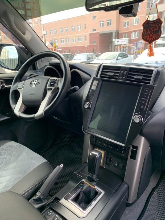Головное устройство Toyota Land Cruiser Prado 150 (2009-2013) Tesla-Style 12 дюймов (комплектации без кругового обзора)