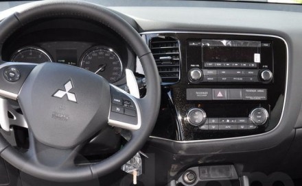 Магнитола на Андроид для Mitsubishi Outlander III (12-19) Winca S400 с 2K экраном SIM 4G
