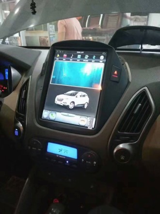 Головное устройство для Hyundai  ix35 (2009-2015, дорестайлинг и рестайлинг) Tesla-Style