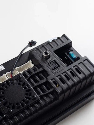 Магнитола Универсальная 178х100 мм COMPAS S400 с SIM 4G + HI-FI с DSP + Carplay