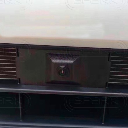 Видеокамера фронтальная Volkswagen Tiguan 