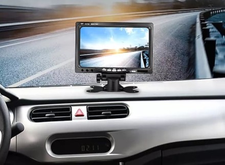 Монитор 7 дюймов с поддержкой AHD с разрешением 1024*600 (IPS) под кабель М12 на кронштейне