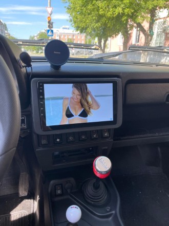 Рамка переходная в Лада Нива (Lada NIVA) для дисплея 9 дюймов (литье, пластик заводской)